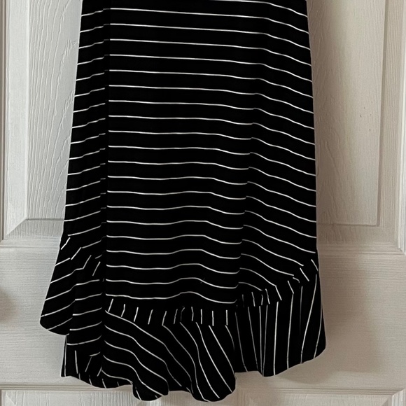 Maison Jules Striped Ruffle Dress Size XS NWOT - Picture 3 of 3
